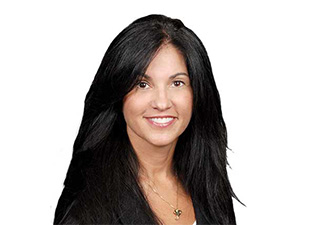 Kelley Koliopulos, Director of Retail Sales at CallSource